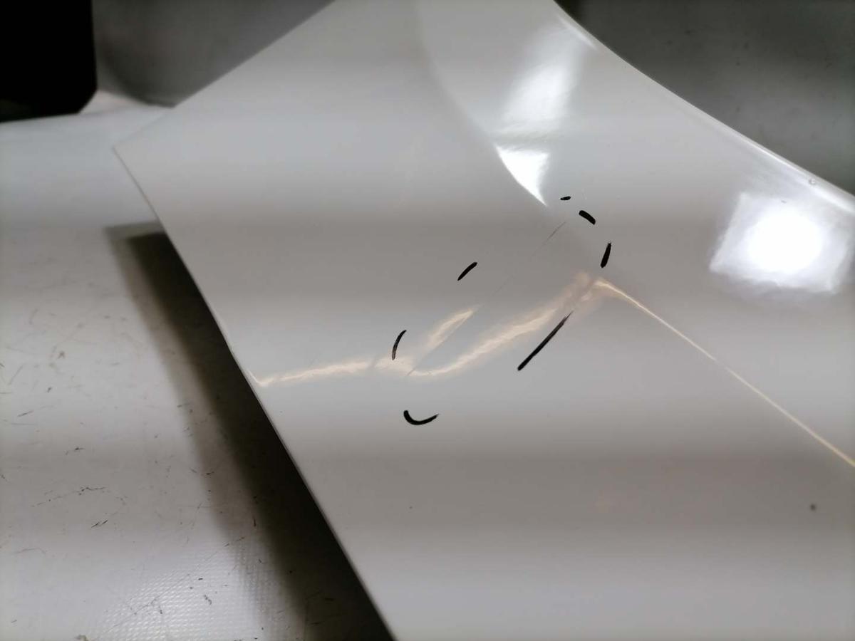 Porsche Macan original Kotfl&uuml;gel vorn rechts Unterteil Bj.2015